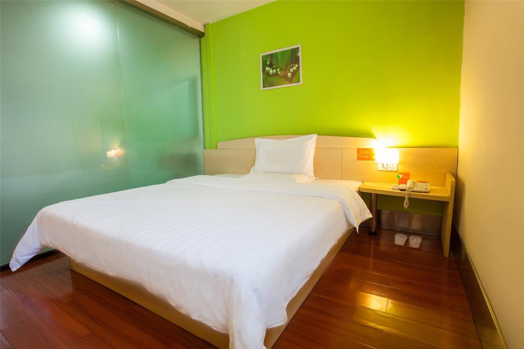 7Days Inn Guilin Ba Li Street Room photo