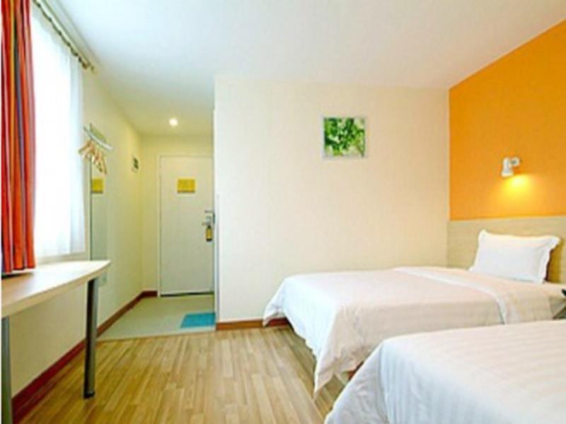 7Days Inn Guilin Ba Li Street Exterior photo